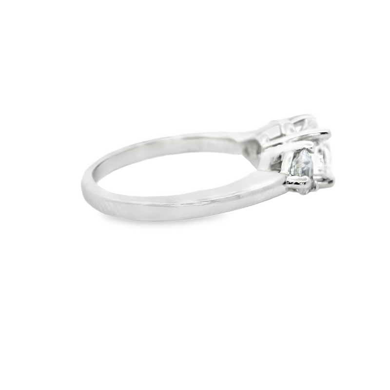 14K WG 3 Stone CZ Ring Size 6.