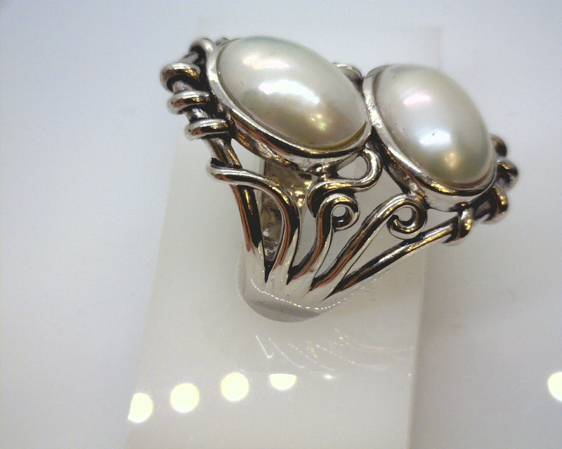 STERLING SILVER PEARL RING SIZ