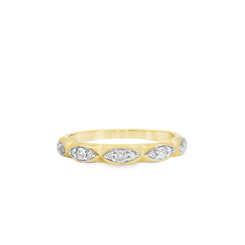 10K YG Diamond Band