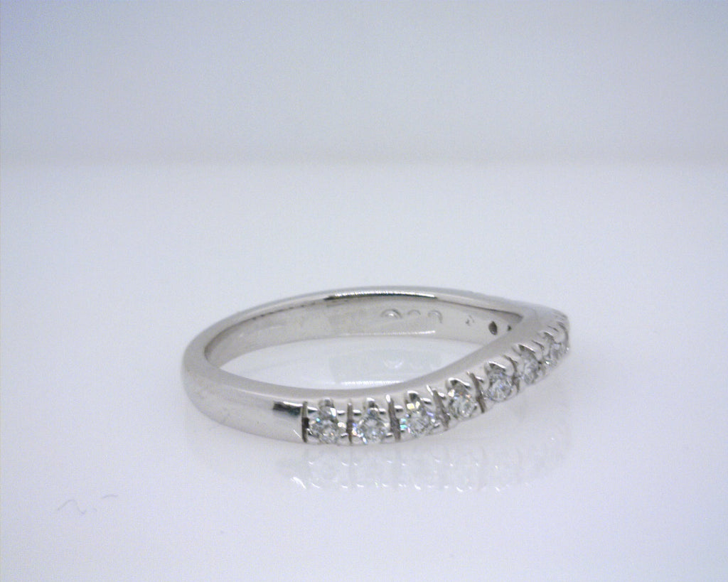 14K WG DIAMOND BAND