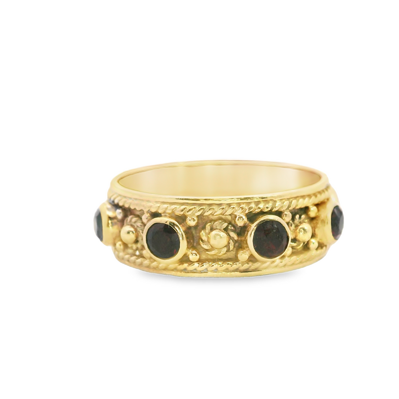 14K YG Garnet Ring