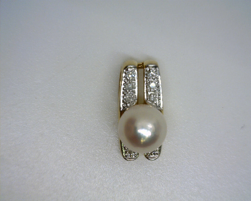 14K YG Pearl & Diamond Pendant 0.12 CT TW 8.0mm pearl