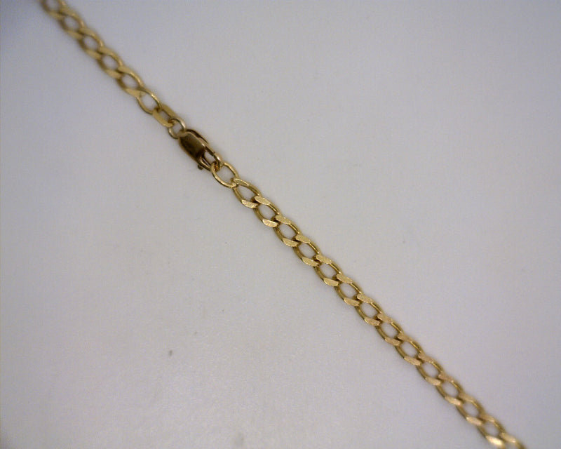 14K YELLOW GOLD CURB LINK CHAI