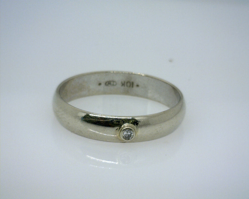 10K WG Diamond Ring Size 8