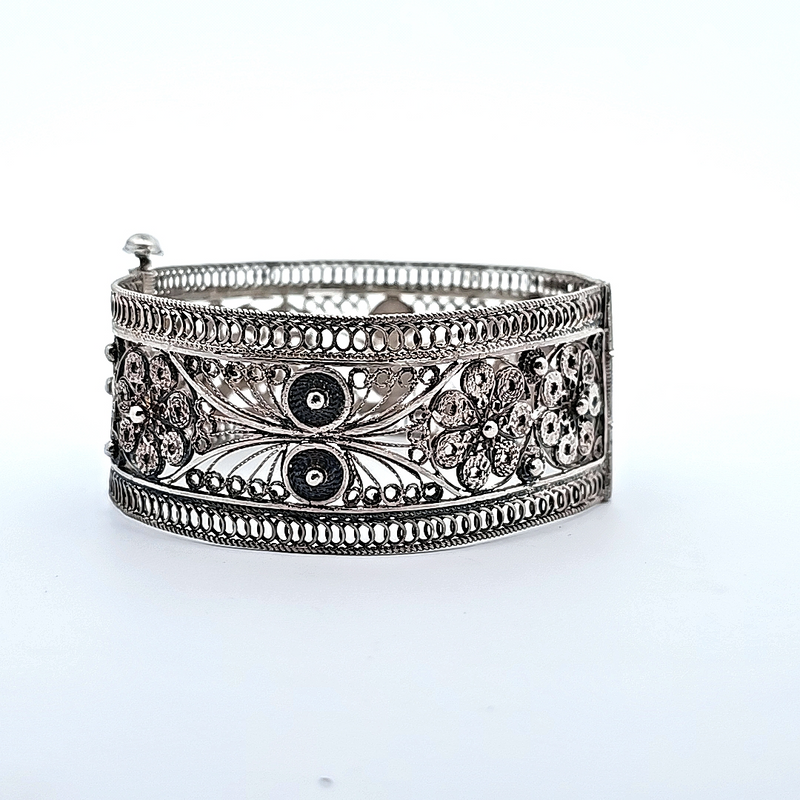 Sterling Silver Ornate Bracelet 2.5" inner Diameter
