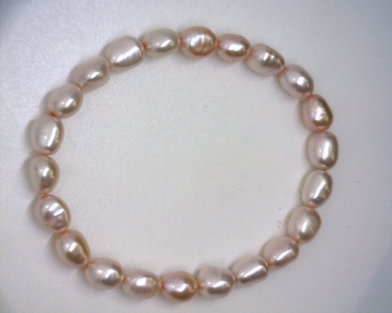 White Freshwater Stretch Pearl bracelet