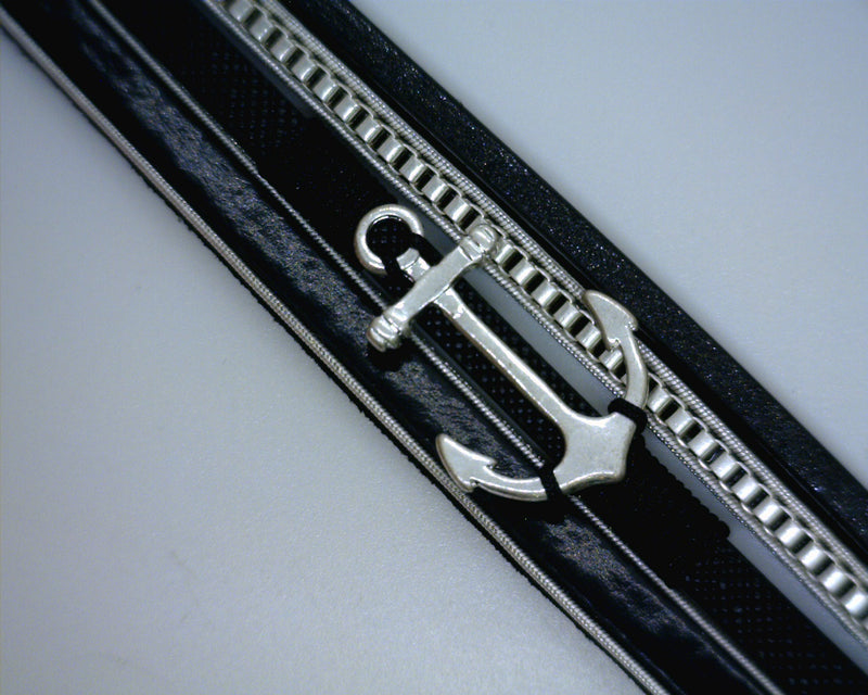 Fashion Bracelet: Black & Silver Anchor Bracelet with Magnetic Clasp